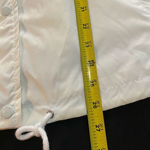 Vtg 2X Levi's men’s White Windbreaker with Logo Patch, Athletic Jacket, Full Zip - Picture 10 of 10